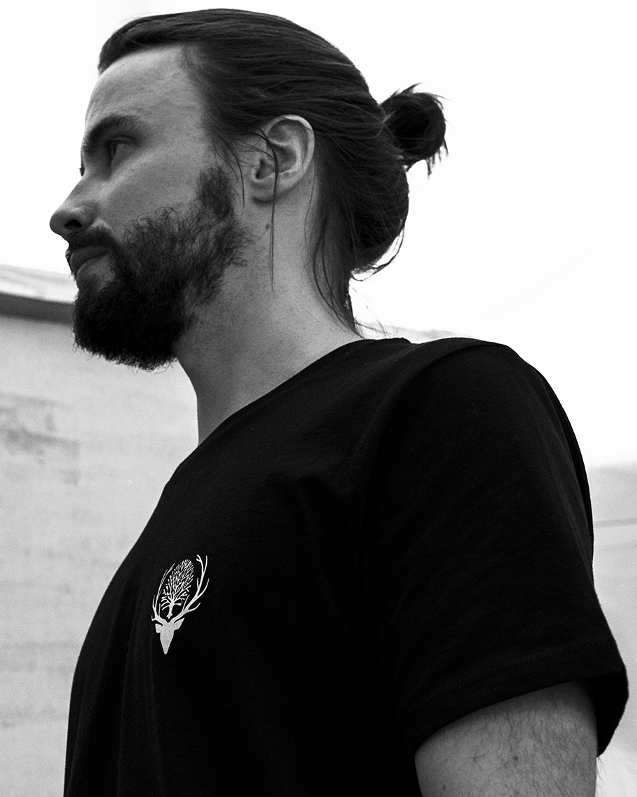 FAY WILDHAGEN BLACK T-SHIRT